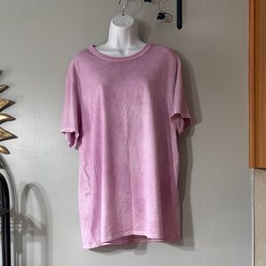 LULULEMON T SHIRT